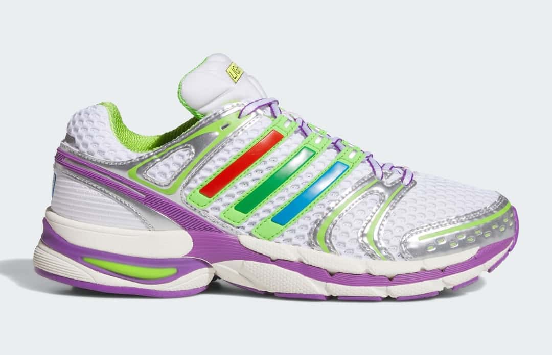 Adidas Adistar Control 5 Buzz Lightyear de la colección Toy Story 5